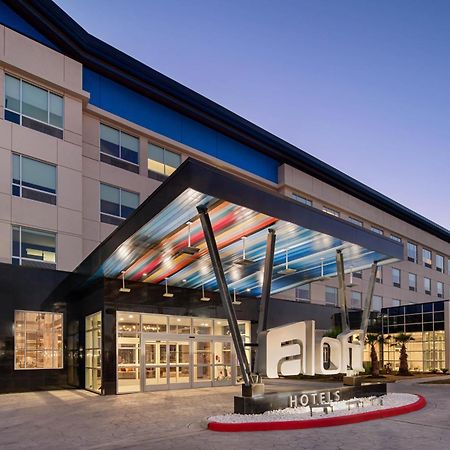 Отель Aloft Katy Mills Экстерьер фото
