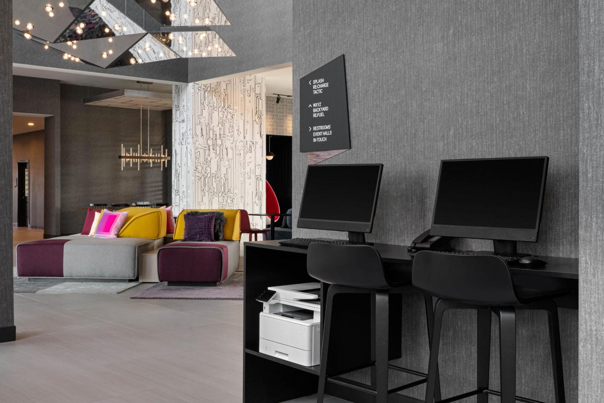 Отель Aloft Katy Mills Экстерьер фото